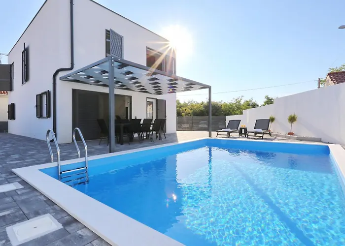 Villa Gea With Heated Pool Vrsi