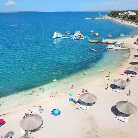 Villa Gea With Heated Pool