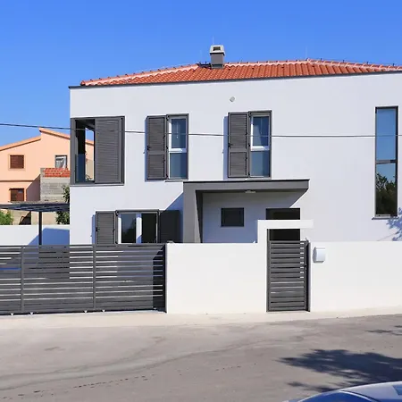 Villa Gea With Heated Pool Vrsi