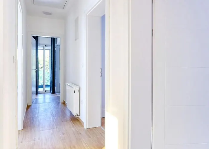 Gea With Heated Pool *