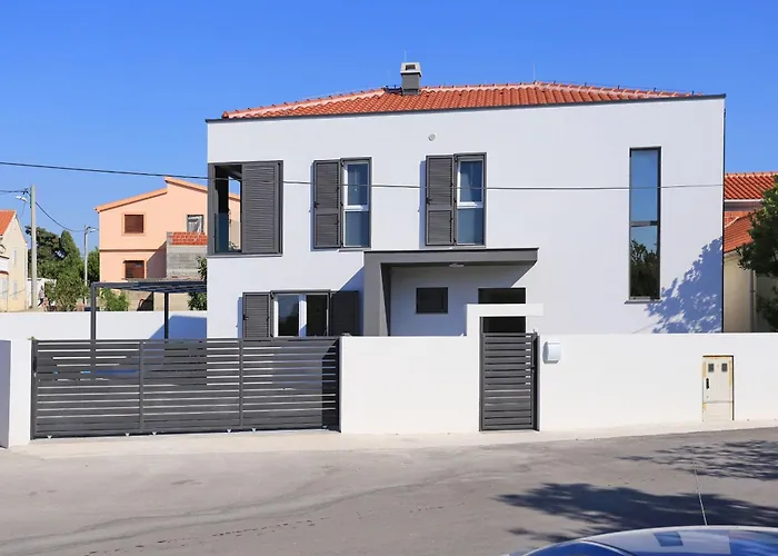 Villa Gea With Heated Pool Vrsi